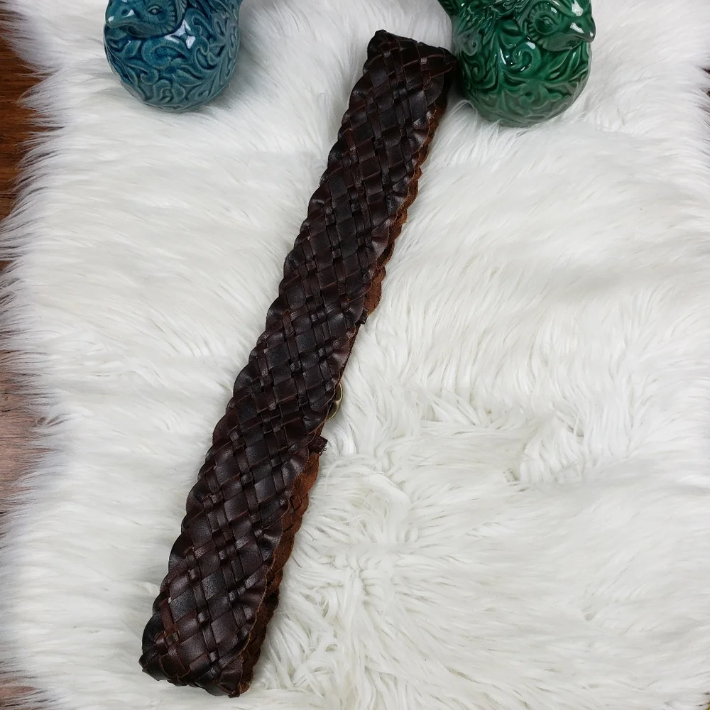A&F Abercrombie and Fitch woven belt